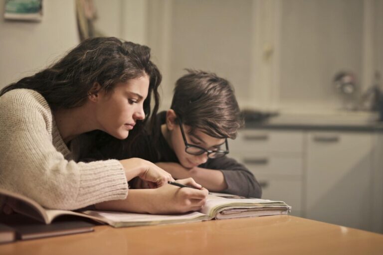 Huiswerkbegeleiding in al onze lagere scholen 